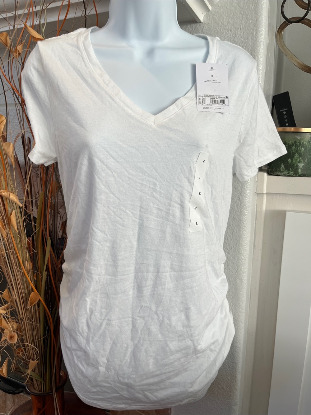 Isabel Maternity by Ingrid & Isabel White V-Neck Short Sleeve Tee